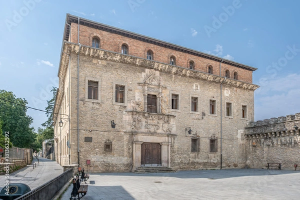 Fototapeta Casa del Cordon Palace (Palacio de Echanove) in Historic Quarter, Vitoria-Gasteiz
