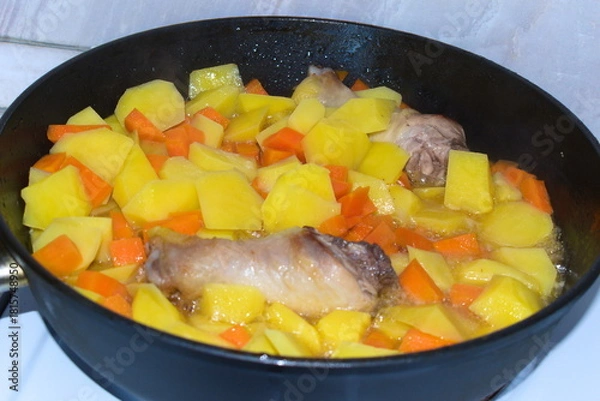 Obraz fried chicken with vegetables