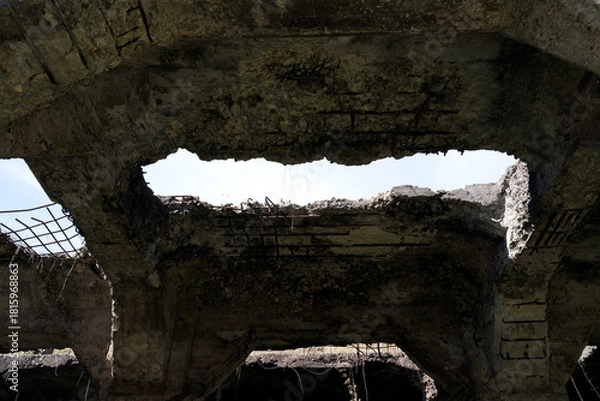 Obraz 観光施設として生きる群馬鉄山の旧太子駅ホッパー棟