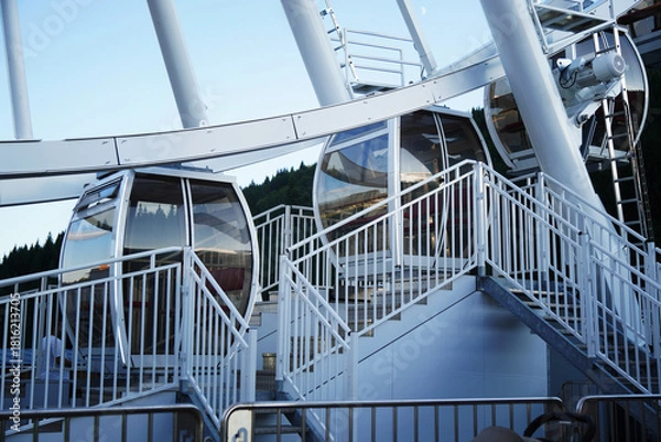 Fototapeta White viewing circle on a blue sky background