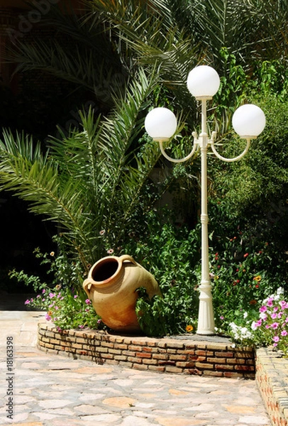 Obraz Lamp and barrel