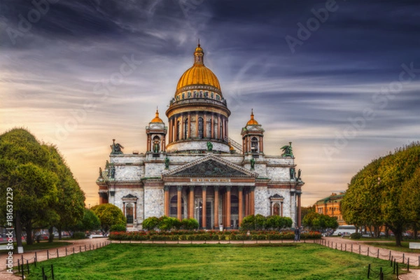 Obraz View of Isaac's Cathedral from park square in St. Petersburg.  Text (the quote from Matthew Gospel)  in Old Church Slavonic: Temple is my home, it's for praying.