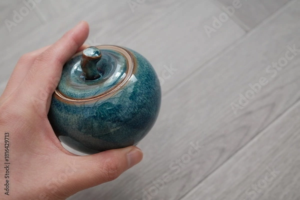 Obraz blue apple shape ceramic pot 
