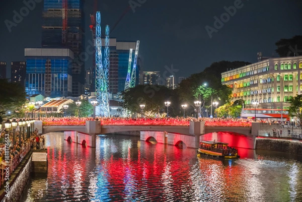 Fototapeta ライトアップされたナショナルデーのクラークキー, シンガポール
