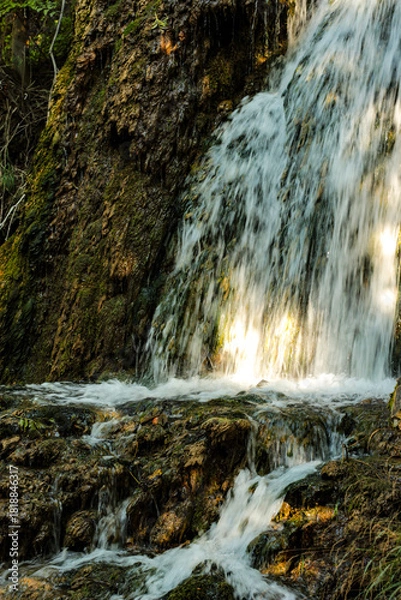 Fototapeta Waterfall and light reflections