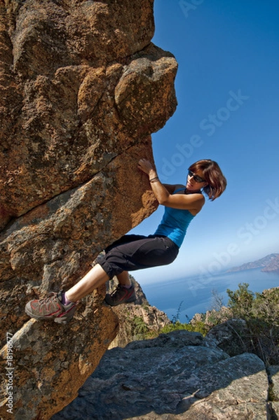 Obraz Mujer escalando chica
