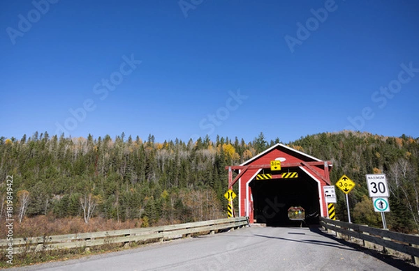 Obraz Pont couvert, jour, horizontal