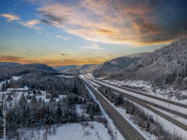 Obraz highway in the mountains