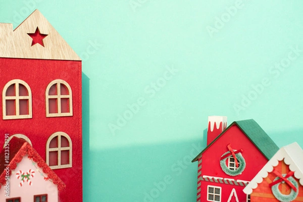 Fototapeta 카피 공간이 있는 크리스마스 마을 노을 풍경