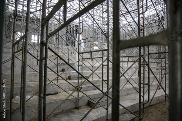 Obraz Scaffolding Framework Inside an Unfinished Concrete Structure