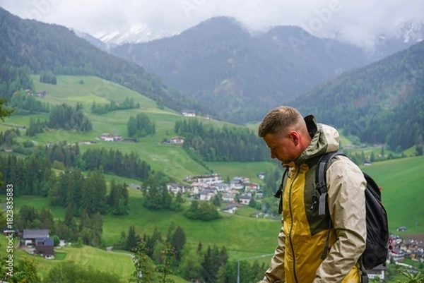 Obraz man in the mountains