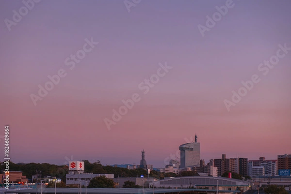 Obraz 大分市街地を染める夕焼け空と広がる穏やかな夕景