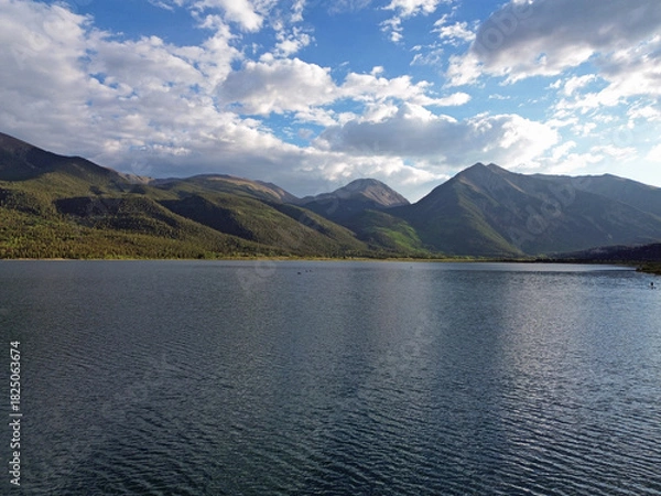Fototapeta Rocky Mountains on Twin Lakes, Colorado