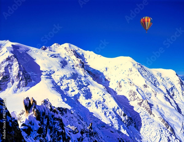Obraz モンブラン上空を漂うバルーン合成