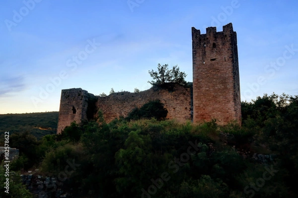 Fototapeta Abandoned Dvigrad Castle of Istria in Croatia, at dusk