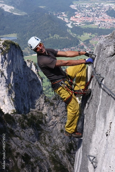 Obraz Kletterer im Klettersteig