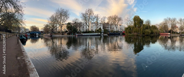 Obraz Canal basin panorama