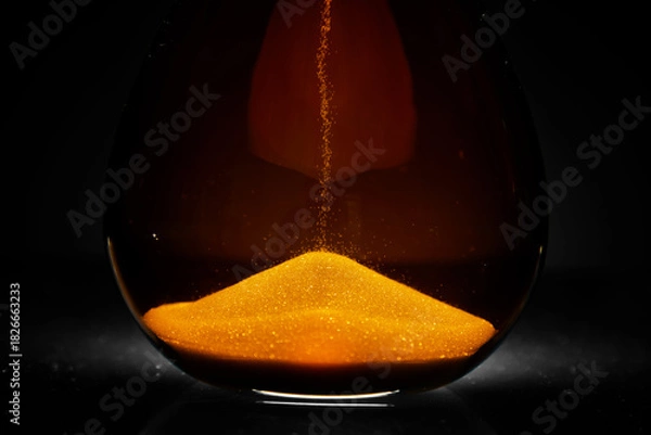 Obraz Leise fällt der Sand