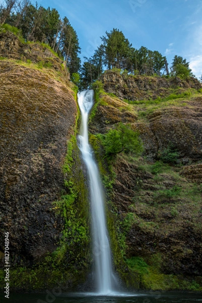 Obraz Stunning Horsetail Falls