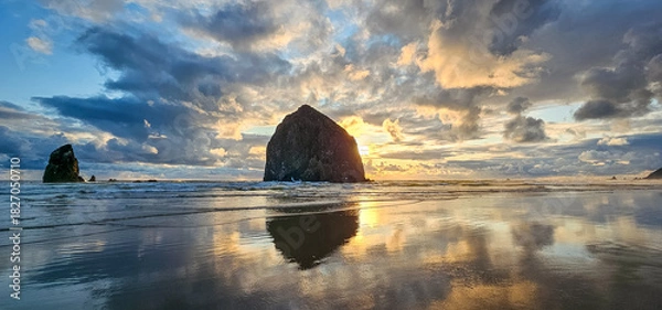 Obraz Haystack Rock Sunset