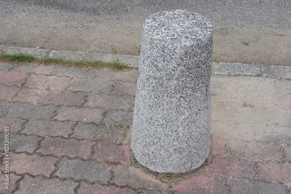 Obraz 石で作られた輪どめ