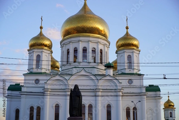 Fototapeta The Cathedral of the Don Metropolitanate and the Rostov-on-Don diocese of the Russian Orthodox Church, an architectural monument.
