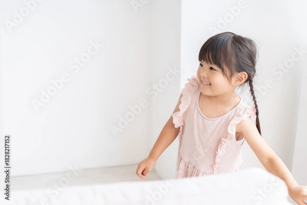 Fototapeta 3歳の女の子