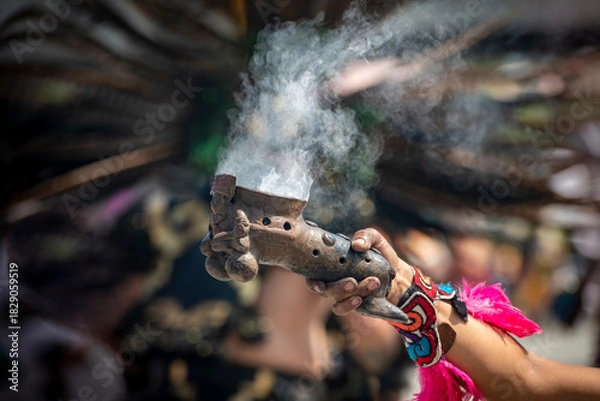 Obraz Aztec healer with an urn