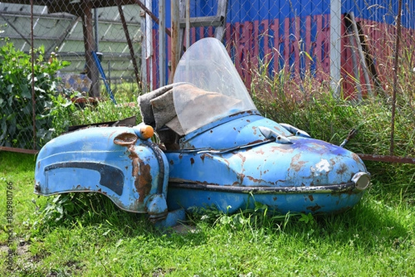 Obraz An old abandoned motorcycle sidecar