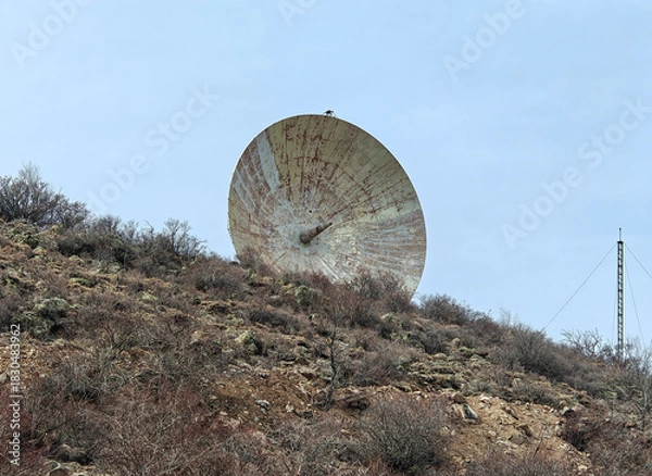 Fototapeta Orgov, Armenia - a piece of URSS lost in the Armenian Highlands, the ROT-54 is an optical observatory was built in the '70s and used until the fall of Soviet Union 

