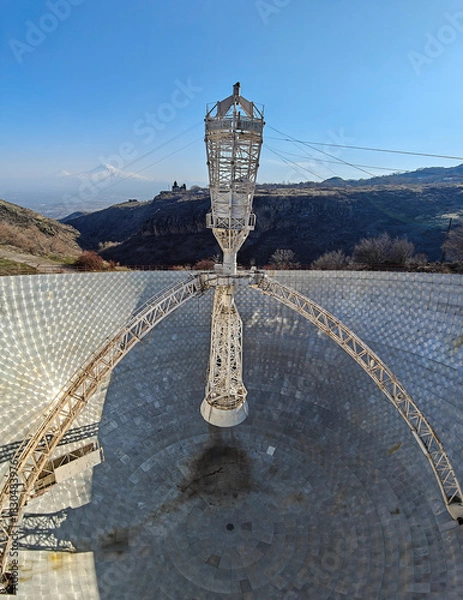 Fototapeta Orgov, Armenia - a piece of URSS lost in the Armenian Highlands, the ROT-54 is an optical observatory was built in the '70s and used until the fall of Soviet Union 
