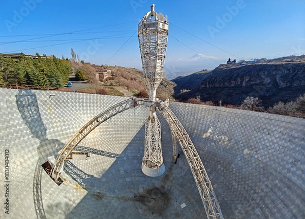 Fototapeta Orgov, Armenia - a piece of URSS lost in the Armenian Highlands, the ROT-54 is an optical observatory was built in the '70s and used until the fall of Soviet Union 
