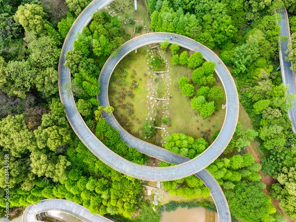 Fototapeta A circular walking path in the park