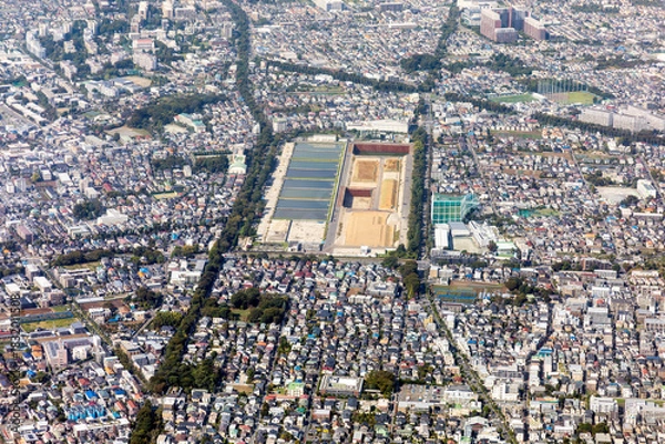 Fototapeta 東京都水道局の境浄水場付近を空撮
