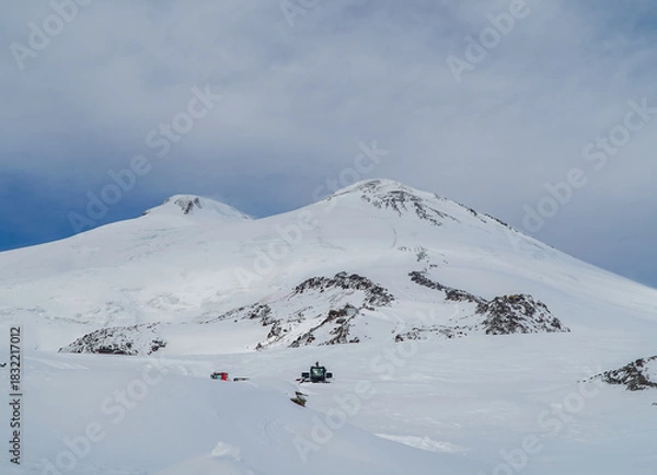 Fototapeta snow covered mountains