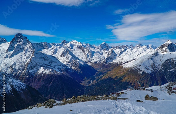 Fototapeta snow covered mountains