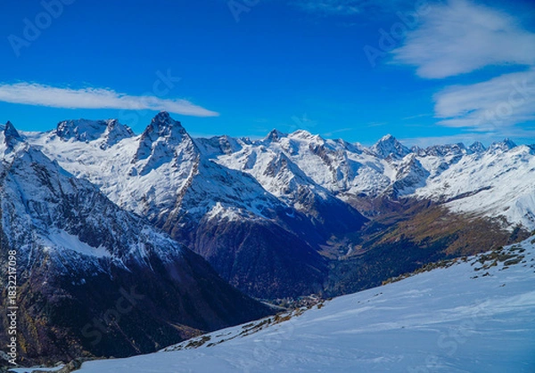 Fototapeta snow covered mountains