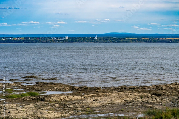 Obraz Landscape of a Saint lawrence river shore village