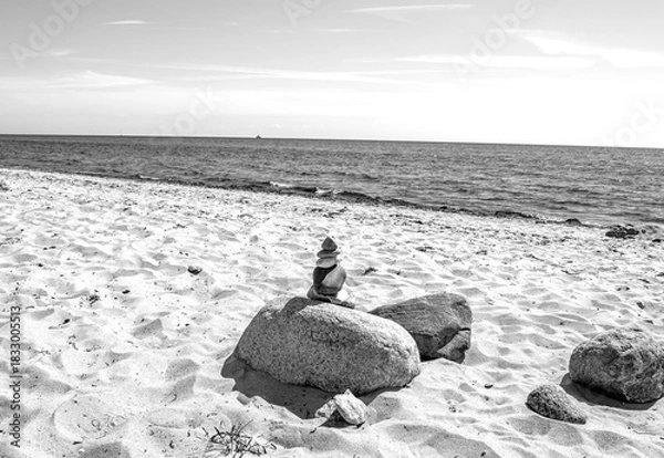 Obraz Steinmännchen schwarz weiss