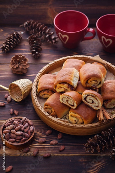 Obraz cinnamon buns with chocolate