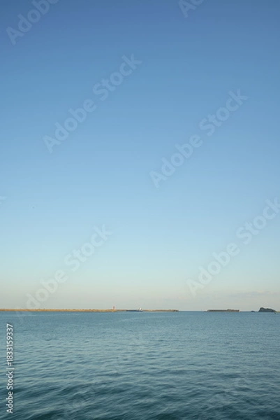 Obraz 海岸から見る海と空