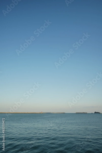 Obraz 海岸から見る海と空