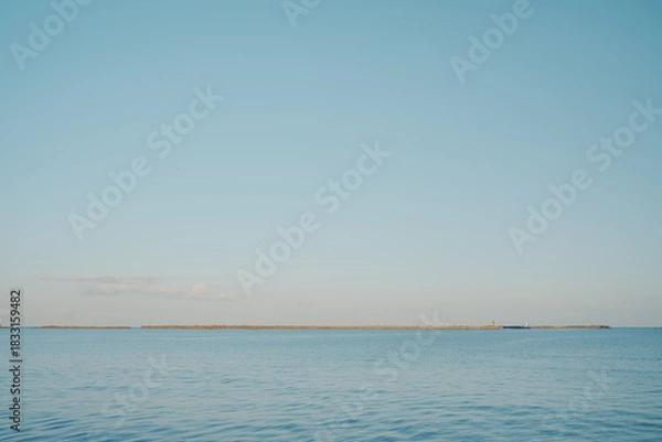 Obraz 海岸から見る海と空