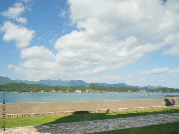 Obraz 海を望める公園