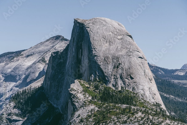 Obraz round rocky mountain