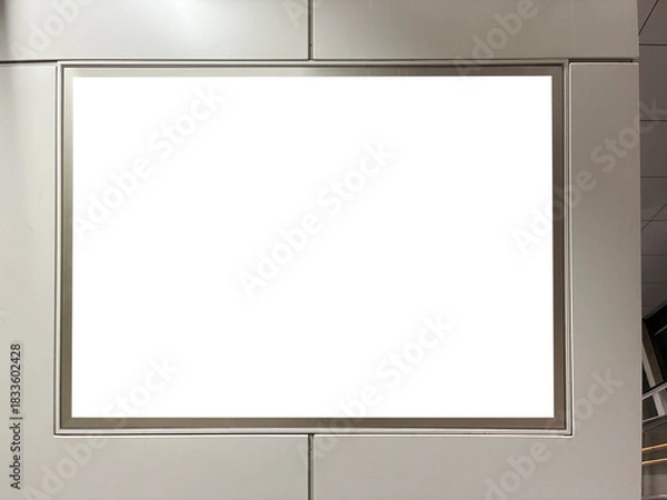Fototapeta 駅構内の壁面の広告スペース２　はめ込み　大判看板　空白テンプレート素材
