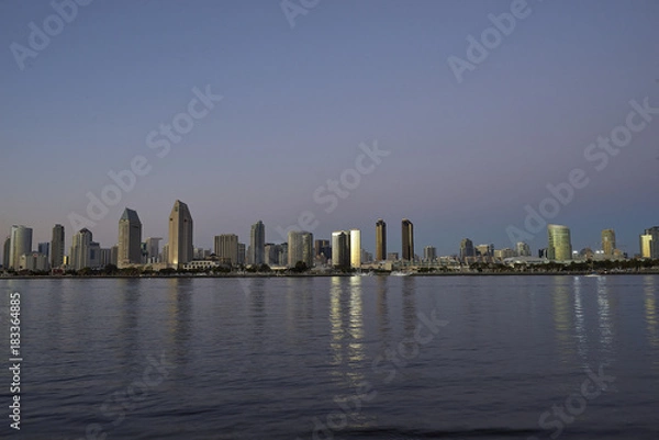 Obraz San Diego Skyline at dusk and during the golden hour