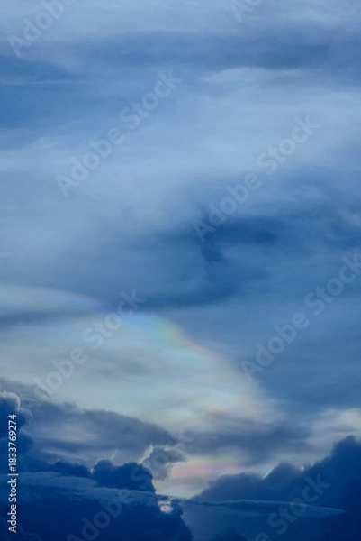 Obraz The cloud has rainbow colors.