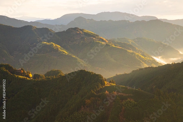 Obraz 朝日が照らす山々