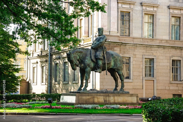 Fototapeta A bronze equestrian statue of Emperor Alexander III in St. Petersburg, Russia. Ideal for historical, cultural, or travel-themed content